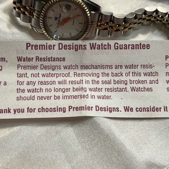 Premier Design Quartz - Picture 5 of 6